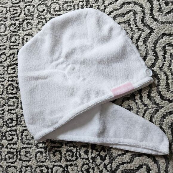 Kylie Cosmetics Accessories - 3/$15 Kylie Skin Quick Drying Hair Towel NWOT